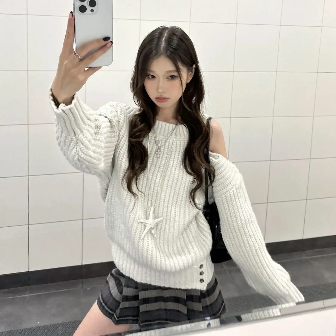 

Autumn Winter Loose Sweater New Design Off-Shoulder Long-Sleeved Top Female Student College Style Sweater Versatile