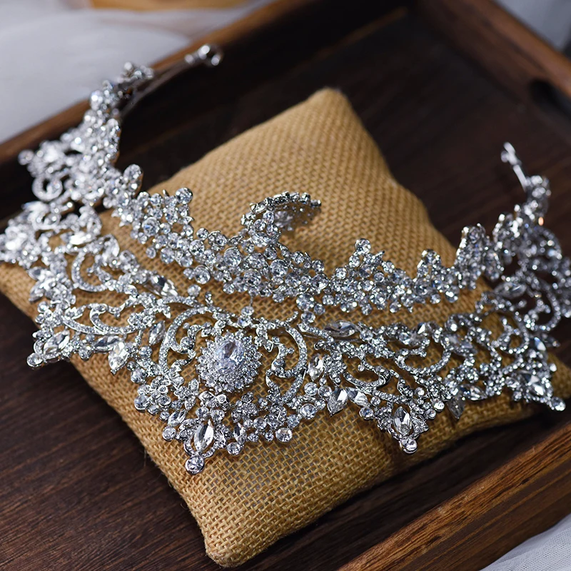 Baroque Princess Wedding Tiaras with Crystals Sparkling Bridal Headbands Evening Headwear Leaves Design Brides Hair Accessory