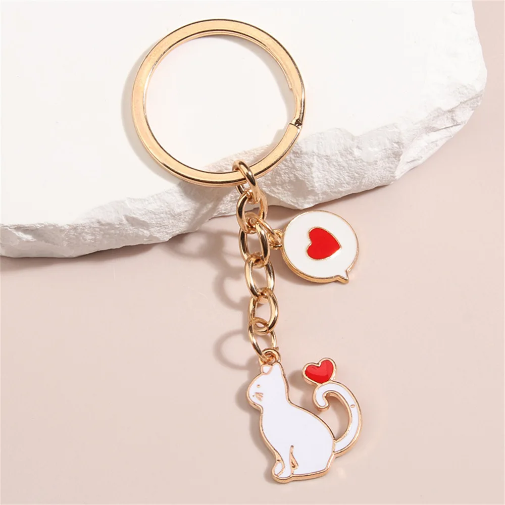 Portachiavi Anime Moon Cats gioielli smaltati al forno coppia in lega di zinco portachiavi accessorio pendente portachiavi regalo per le donne