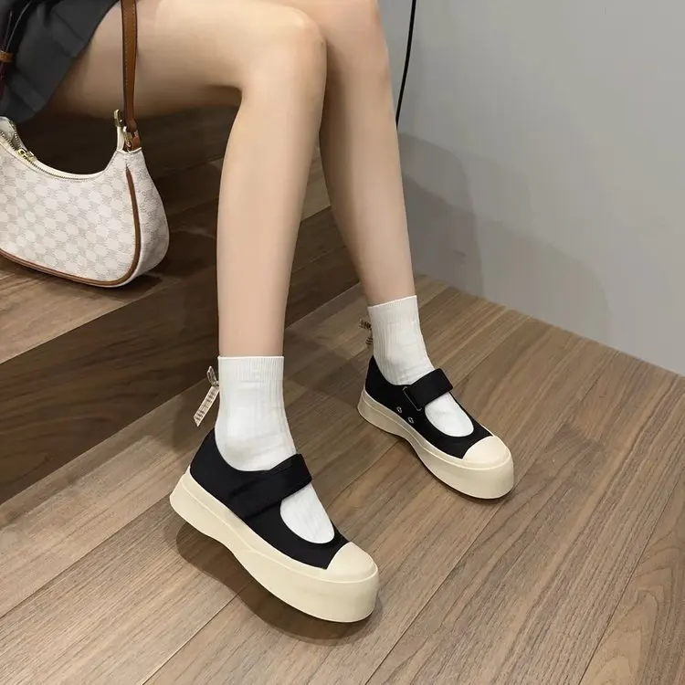 Małe Białe Buty Casualowe Damskie Trampki Okrągłe Palce Espadryle Dla Kobiet Chodaki Platforma Modis Summer Retro Creepers 2024 New Sol