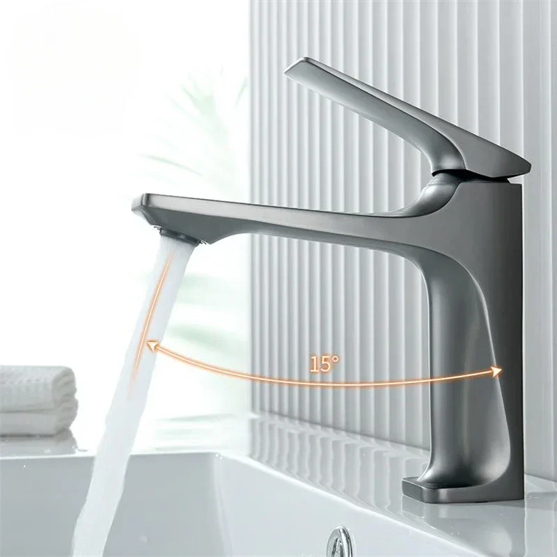 

Brass Core Modern Bathroom Sink Faucet Single Handle Deck Mounted Wash Basin Water Tap Hot And Cold Mixer