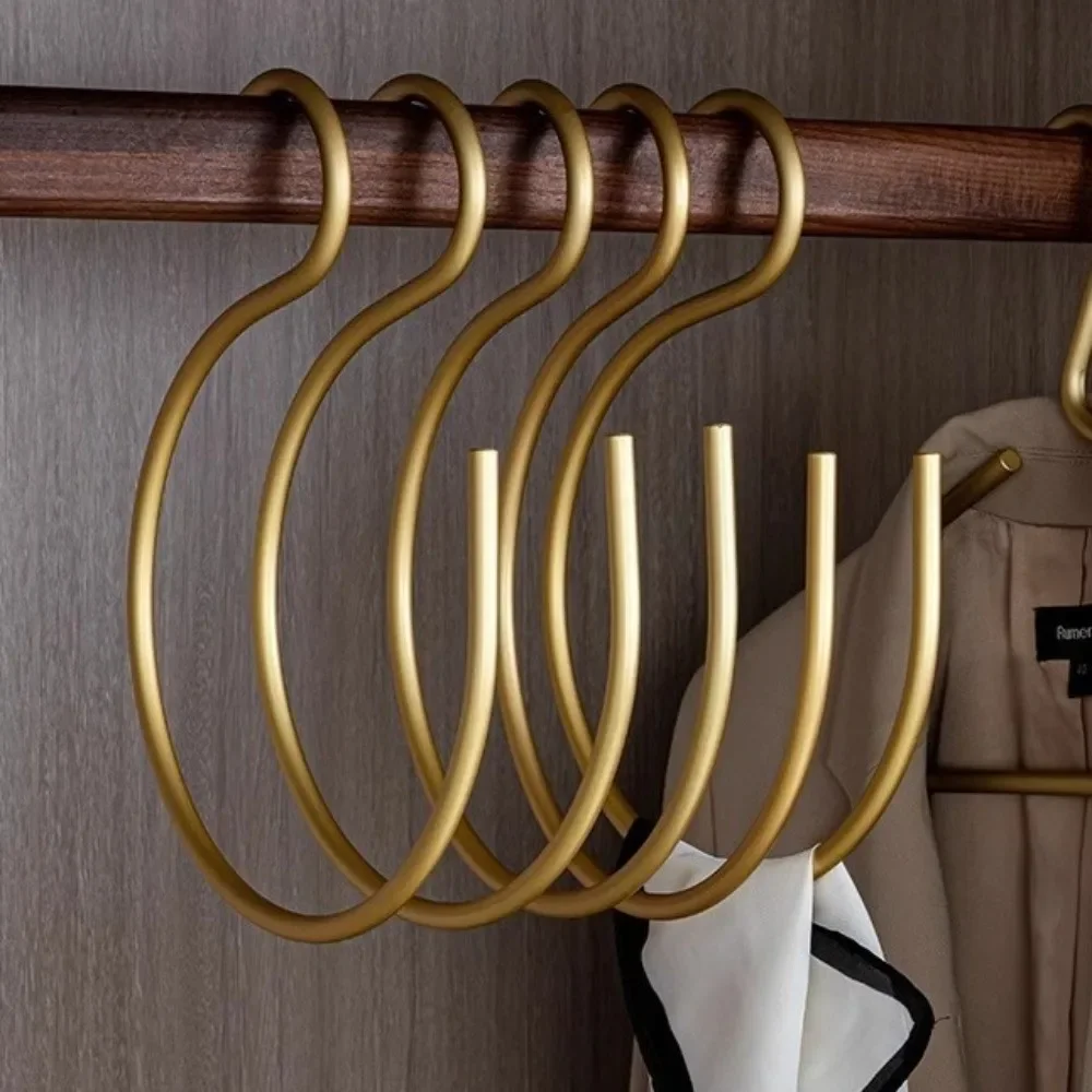 Versatile Metal Hanging Hooks Cap Organizer Hat Storage S-Shape Hook Space-Saving Closet Organizer Hooks Wardrobe Accessory