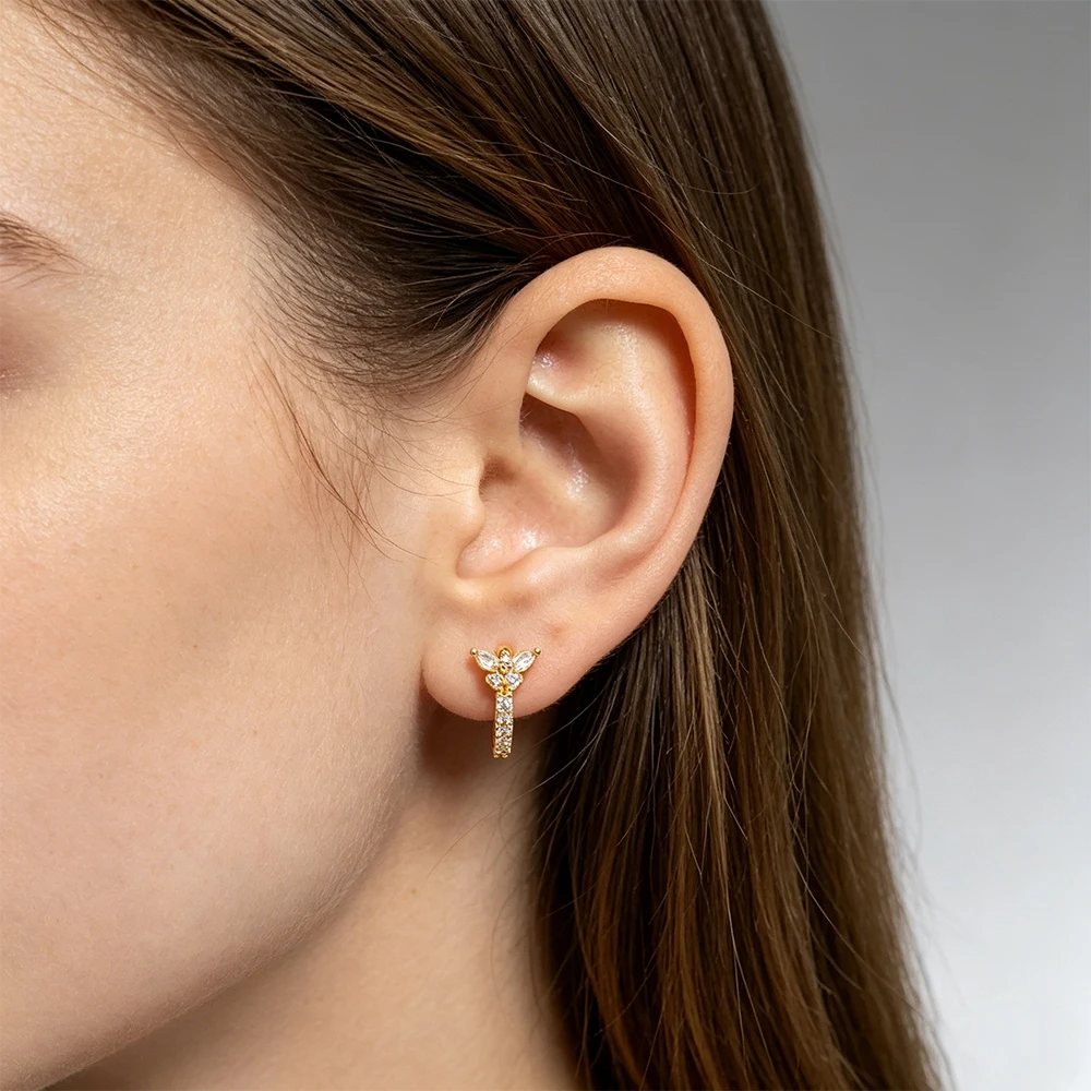 Golden Butterfly-shaped Transparent Zircon Ear Studs with Eye-like Design Exuding A Gentle and Exquisite Butterfly Stud Earrings