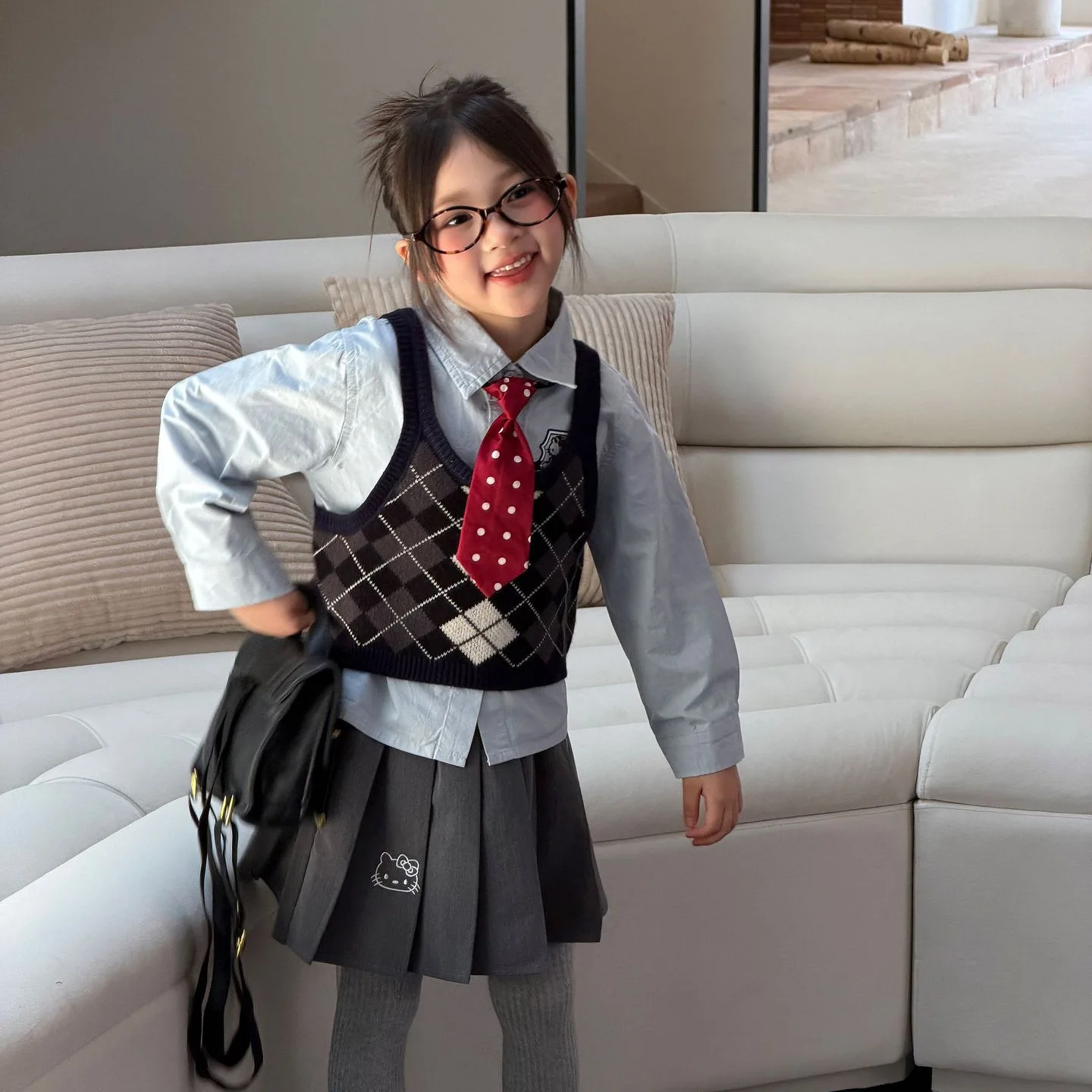 Children's Clothing 2026 Autumn New Sweater Diamond Grid Knit Sweater Children's Vest Sleeveless Camisole Line