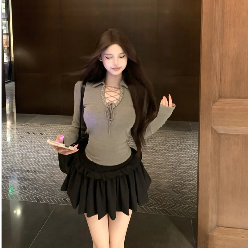Autumn 2025 ort Skirt Set with Collar Long Sve T-irt And Flower Bud f Skirt Faionable Women's Two-Piece Suit