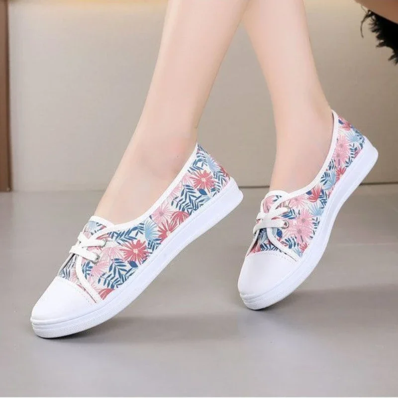 

New Arrival 2025 In Flat Slip On Shoes for Women Offers 39 Deals High Quality Designer Luxury Walking Trends Woman Footwear Sale