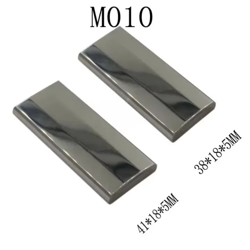 

Проводящий блок подходит для станков Mitsubishi с ЧПУ серии M010, электроэрозионный провод, контакт подачи питания X089D256H01 41/38*18*5 мм