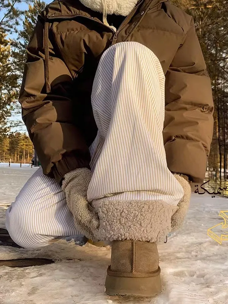

Thiened Corduroy Fce Lined Loose Wide Leg Pants Men's Winter Cold Resistant Cotton Trousers Straight Cut Casual Pants