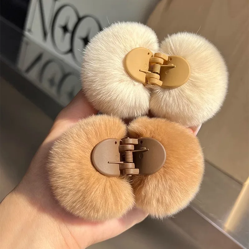 Pinces à cheveux en peluche en fourrure de lapin, Barrettes en forme de crabe pour femmes et filles, pinces à cheveux mignonnes pour queue de cheval, épingles à cheveux, accessoires pour cheveux, mode d'hiver