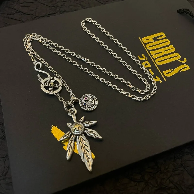

Japan Tide Takahashi Goros Classic Vintage Maple Leaf Smiley Face Pendant Classic Letter Necklace Fashion Couple Versatile