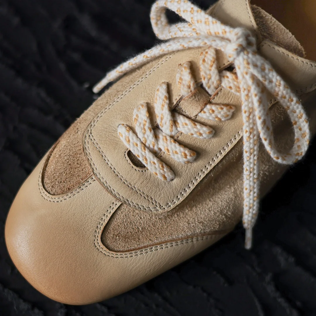 Women\'s genuine leather patchwork lace-up flats sneakers leisure high quality soft comfortable daily walking shoes for woman hot