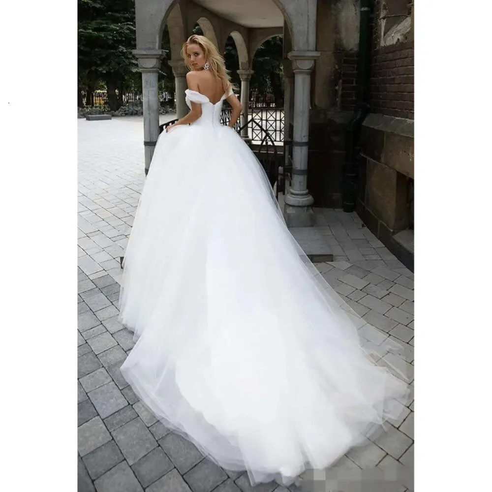 Vestido De Novia elegante con hombros descubiertos, apliques De encaje De tren De barrido De tul, vestidos De Novia De talla grande hechos a medida