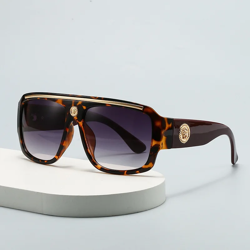 Gafas de sol de diseñador de lujo de marca a la moda para hombres y mujeres 2025, gafas de sol Punk Vintage de gran tamaño, gafas de sol para viajes de verano al aire libre