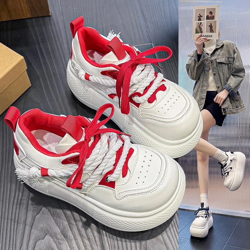 Big Head Women's Shoes 2026 New Thick Soled White Shoes, Spring and Autumn Height Increasing Sports and Leisure Board Shoes