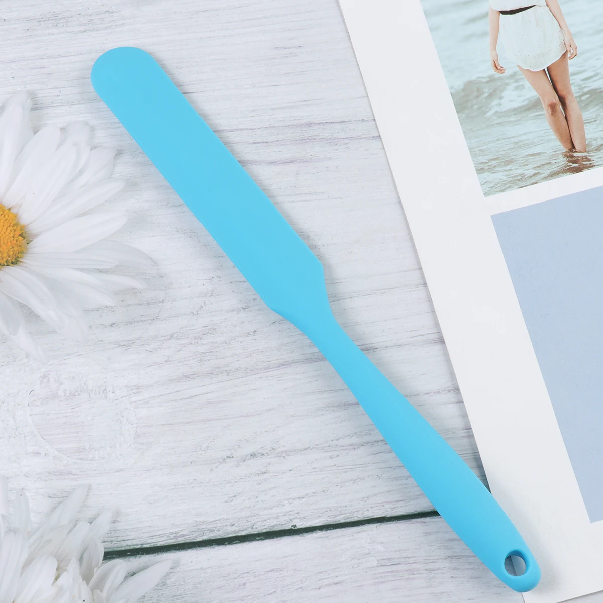 

1Pcs Silicone Dyeing Tool Ergonomic Handle Design for Efficient Hair Tinting and Bleaching DIY Coloring Kit Hair Tint Brush