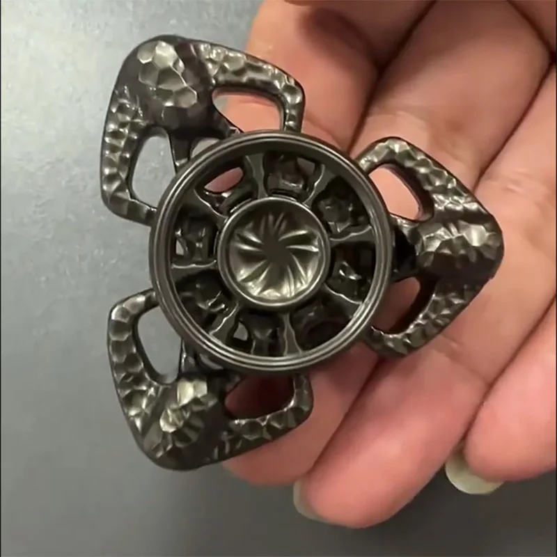 

EDC трехстворчатый вращающийся гироскоп на кончиках пальцев, игрушка для снятия стресса для взрослых, тюнер на кончиках пальцев для снятия тревоги и релаксации