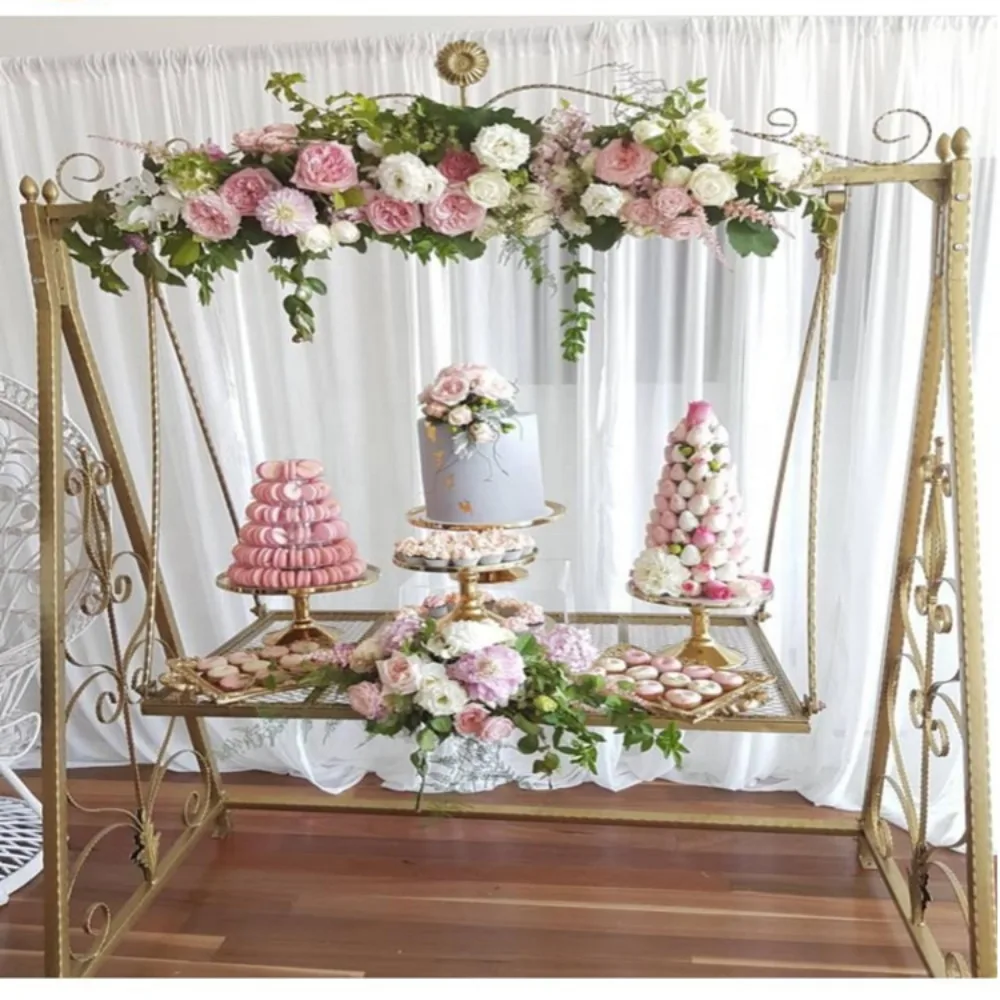 

New Design Metal Hanging Cake Arrangement Wedding Cake Arrangement