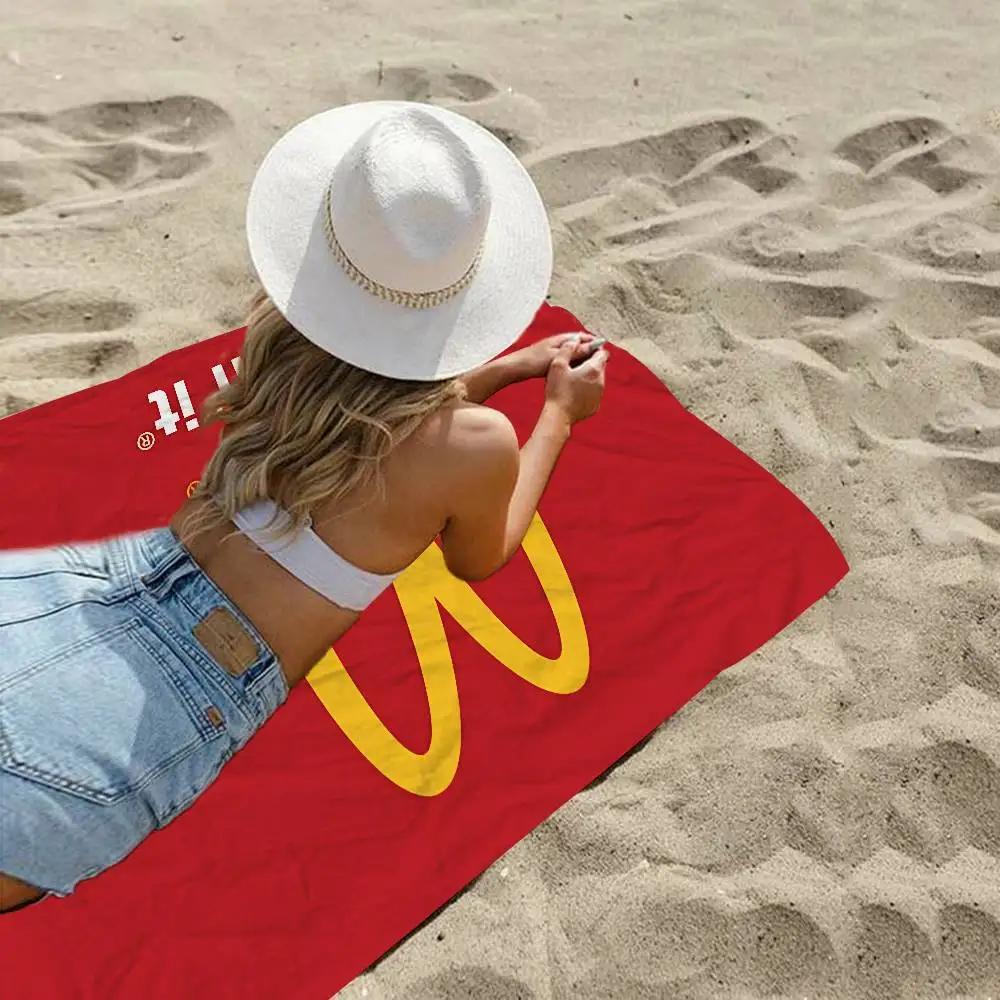 منشفة شاطئ مطبوعة من الألياف الدقيقة من M-Mcdonalds لتسلق الجبال واليوجا والسباحة والجري ومنشفة ناعمة ماصة