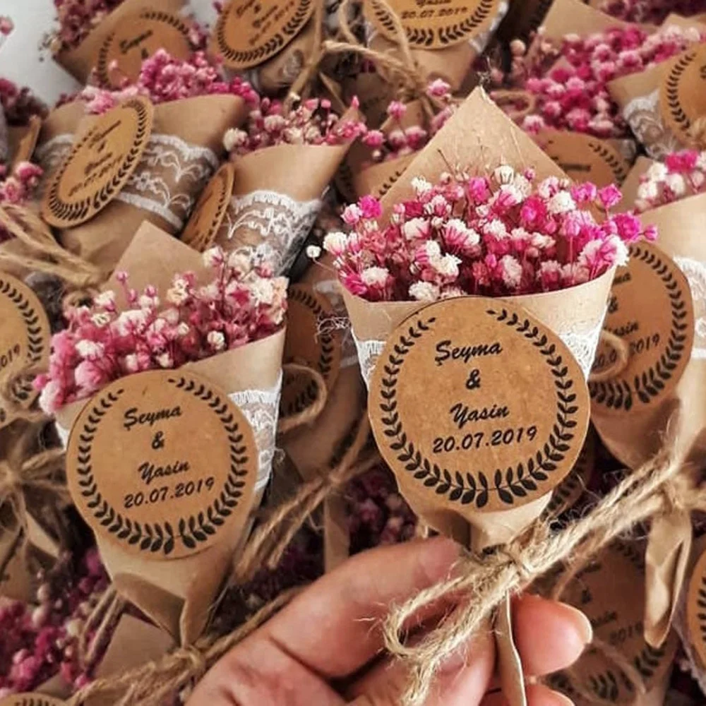 Custom 30/50/100pcs Mini Dried Flower Bouquet Magnet Bulk Rustic Wedding Bridal Party Favors  DIY Crafts Home Table Decoration