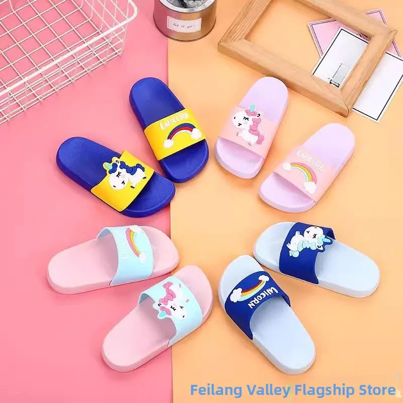 

Indoor Summer Slippers Soft Bottom Anti-Slip Bathroom Home Use Couple Cute Girl Cool Slippers Men Quiet Indoor Shoes
