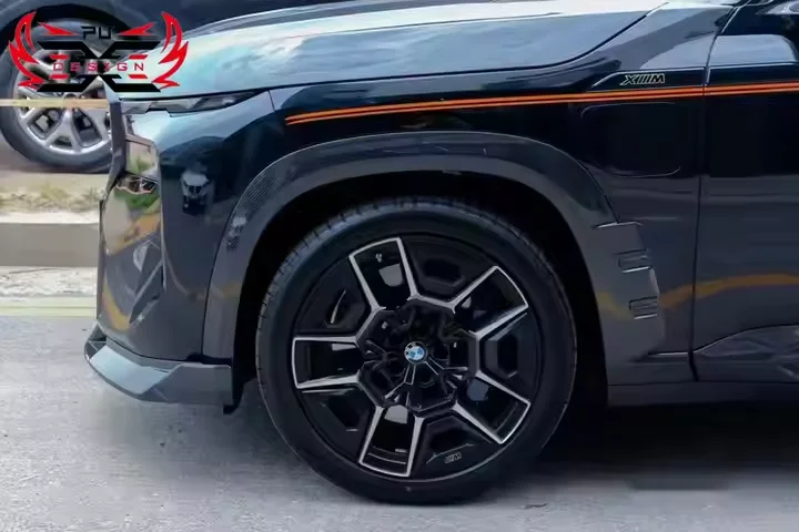 أقواس درابزين من ألياف الكربون الجافة لمجموعة هيكل العجلة BMW XM G09 LD Style