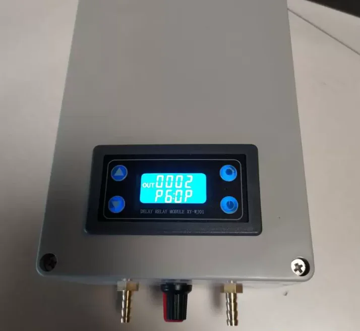 Intermittent vacuum pump infinite cycle timing charging and  dual-purpose gas sampling suction  stop  quantitative collection