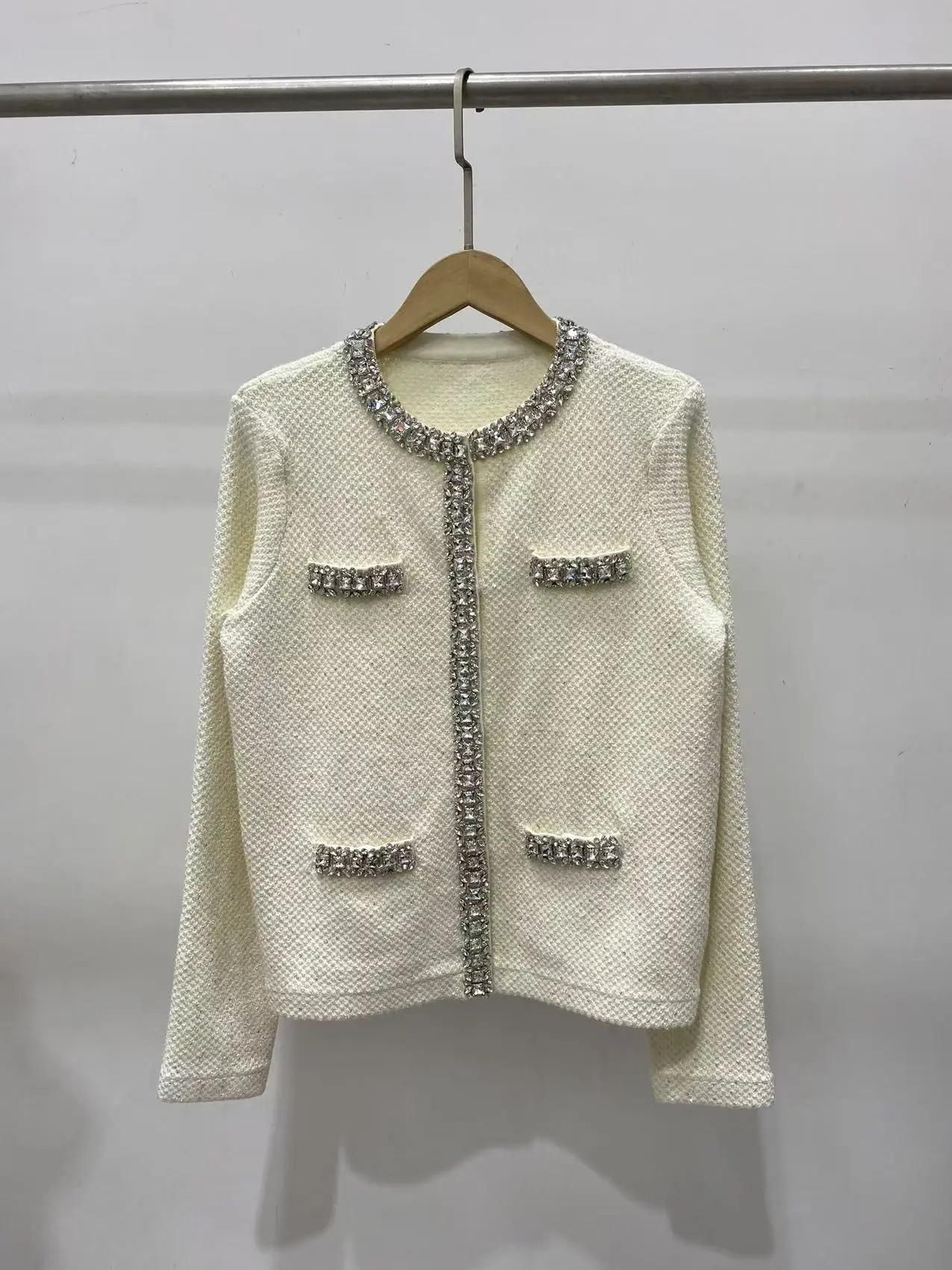 Diamond Decoration Women's Knitted Cardigan Early Spring 2025 O-Neck Single Breasted Long Sleeve Fashion Ladies Sweater