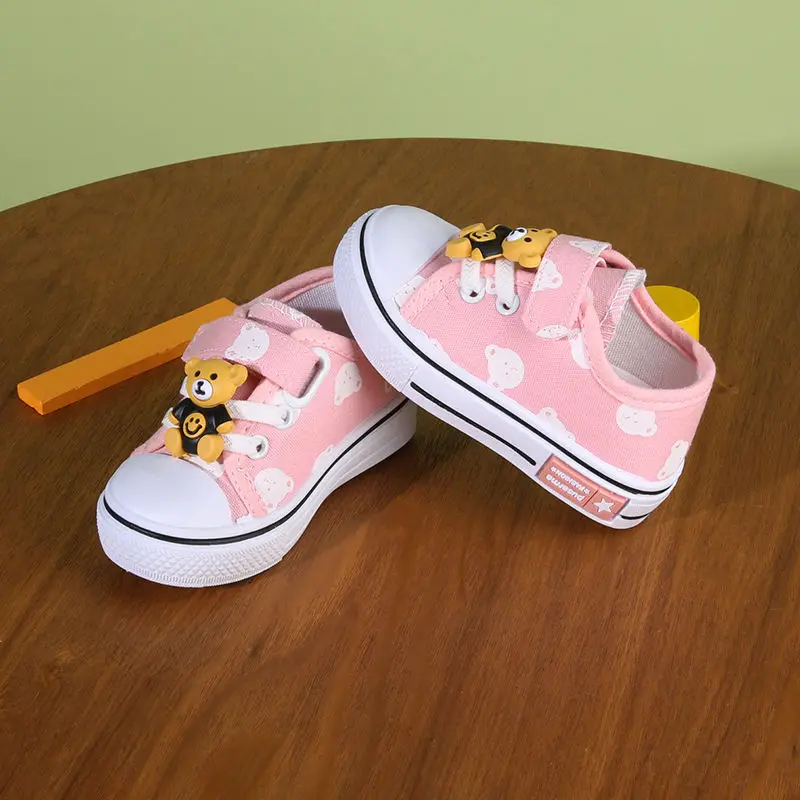 Winnie-Chaussures en toile de dessin animé ourson pour enfants, chaussures de planche pour enfants, chaussures de bébé pour hommes et femmes, 1 à 5 ans, printemps et automne