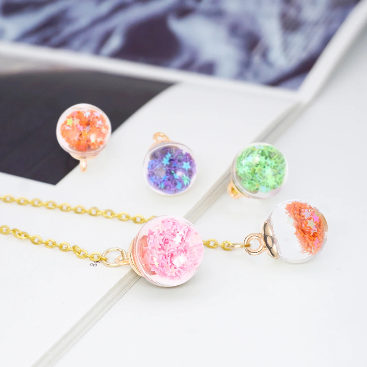 

34pcs 16Mm Star Glitter Glass Ball Pendant Charms Colorful Diy Earring Hooks Jewelry Supply Transparent Sturdy Shining Craft