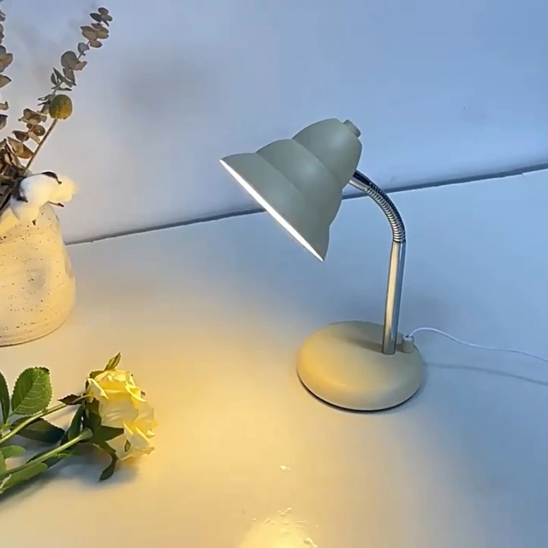 Customized Creamy Style New Screw-shaped Decoration Desk Lamp for Reading and Studying