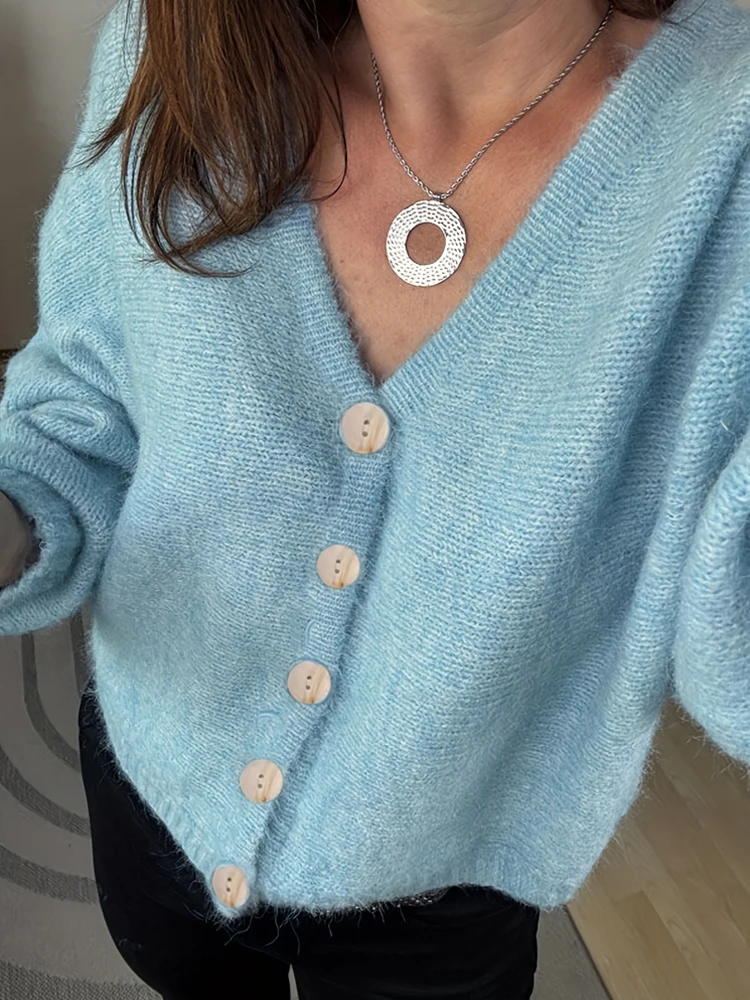 Neue Elegante Blau Große Größe Strickjacke Sexy V-ausschnitt Taste Lange Hülse Frauen Pullover Herbst Winter Koreanische Kleidung Heißer Verkauf