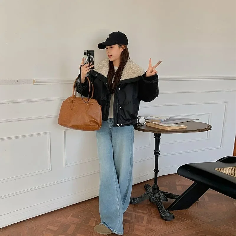 الشتاء أزياء الحرارية القطن سترة جلدية الاتجاه مريحة أسفل الملابس القطنية المرأة الجديدة قصيرة صوف الضأن الصغيرة