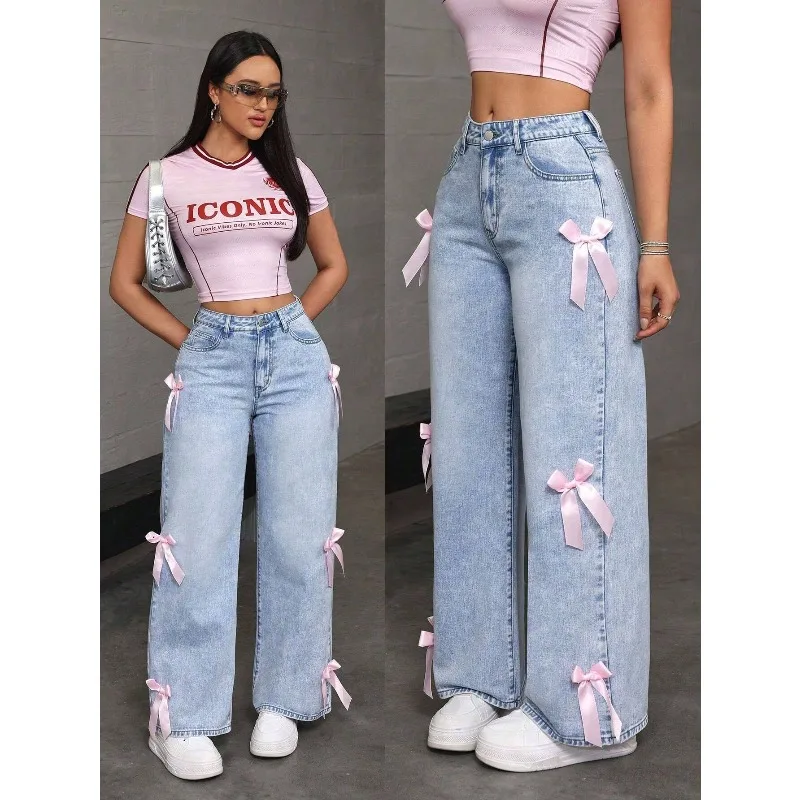 

2026 Women's Casual And Fashionable Loose Straight Leg Jeans, Paired With Bow Decorations, Charming And Beautiful, Suitable For All Seasons, Mid Waist Shooting, Suitable For Parties/Dances, Parties, Birthday Parties, Banquets, Nightclubs, Nightclubs