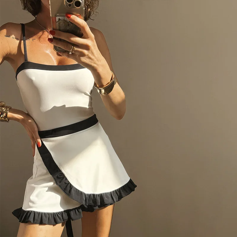 

Модная женская одежда, плотный комбинезон на подтяжках, юбка с высокой талией, простой повседневный контрастный комплект из двух предметов, женский осенний комплект 2023 г.