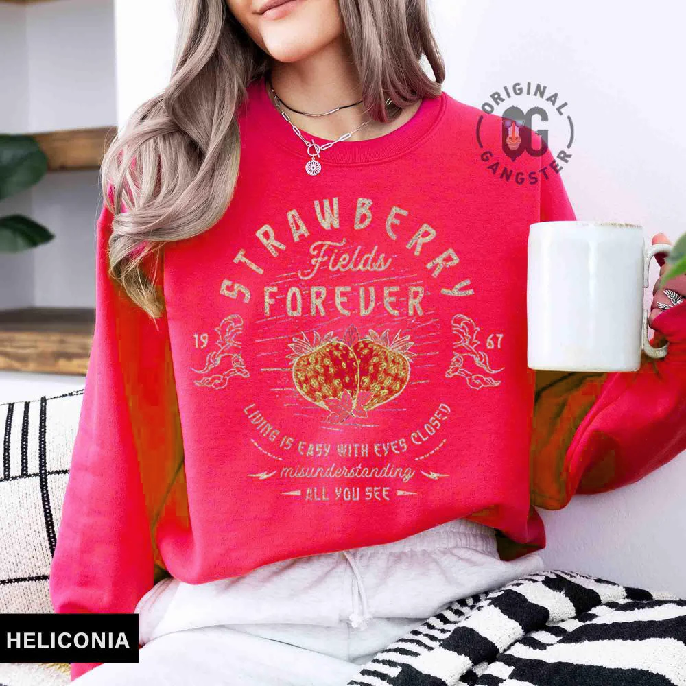 Retro Old School Band Tees Beatle Strawberry Fields Rock Band Casual Unisex Y2K Pullovers Funny Fleece Sweatshirt Streetwear