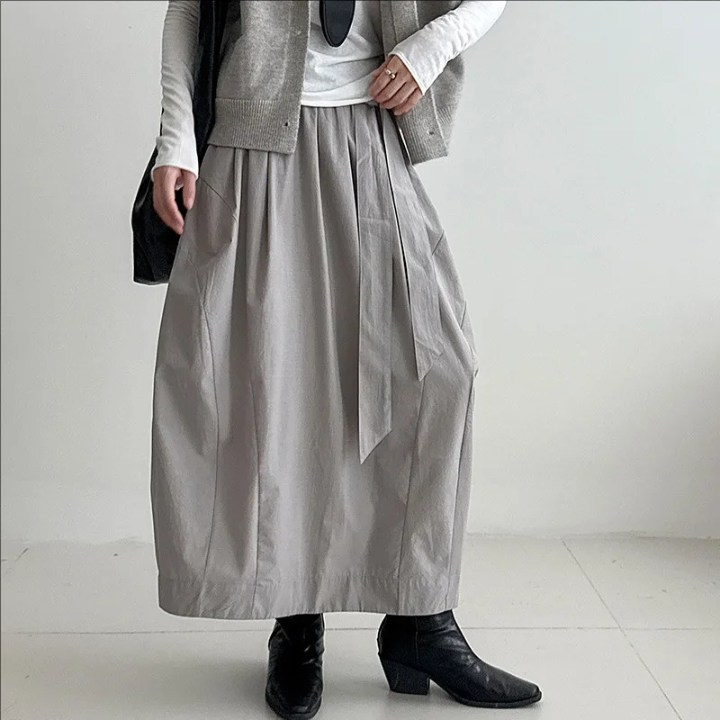 

Autumn 2025 new casual high waisted loose strap pleated long skirt women