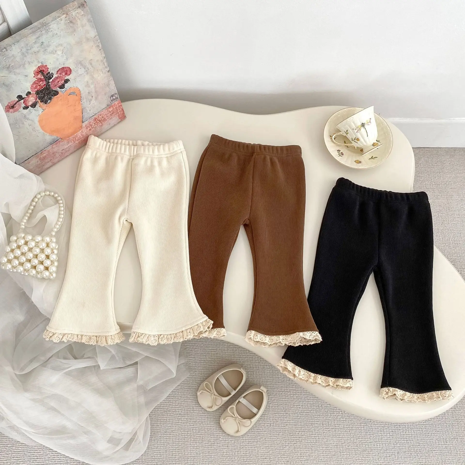 

2025 Autumn New Girls Fleece Flared Pants Children Casual Leggings Cotton Baby Girl Thick Warm Trousers Solid Kids Clothes