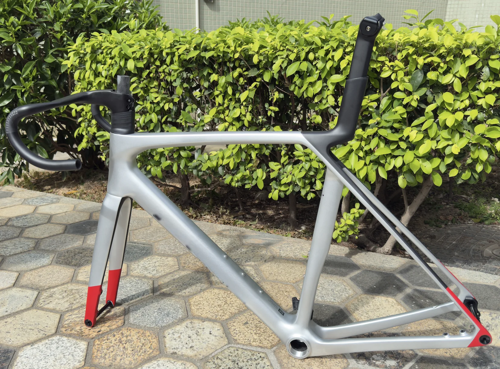 2025 Carbon Road Bike Frame T1100 Disc Brake Bicycle Framest Gen8 SLR Carbon Frame With Handlebar 400 420 440mm DPD Available