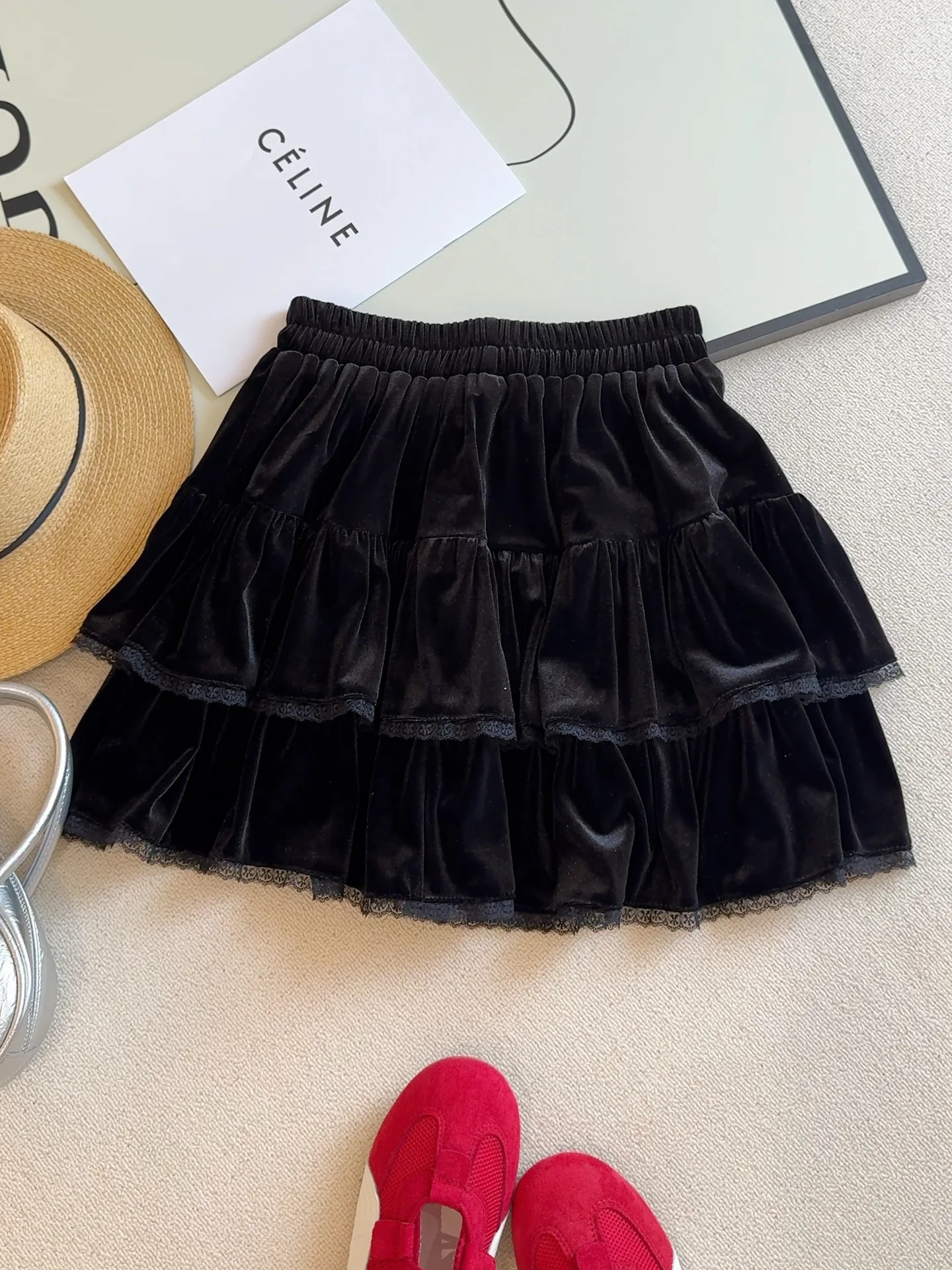 

Black Lace Lace Spliced Velvet Half length Skirt for Women's Cake Dress 2025 Korean Short Tall High Waist Puffy Skirt