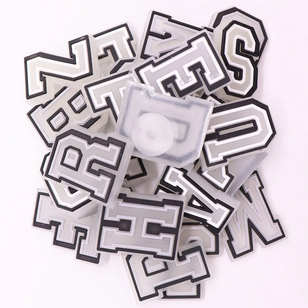 1pcs PVC Grow On The Night 26 Letter Luminous Alphabet Charms Buckle Clog Garden Shoe Button Decoration Hole Slipper Accessories