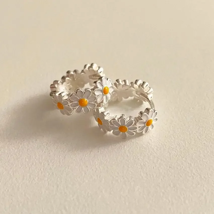 Nuevo en pendientes de aro con anillo de Margarita de Plata de Ley 925 para mujer, joyería elegante de lujo, artículos más vendidos