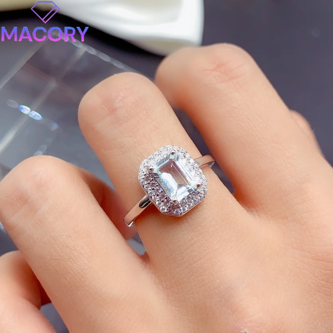 

Adjustable natural aquamarine ring silver 925 female gem to send free ring luxury female ring luxury brand replica.