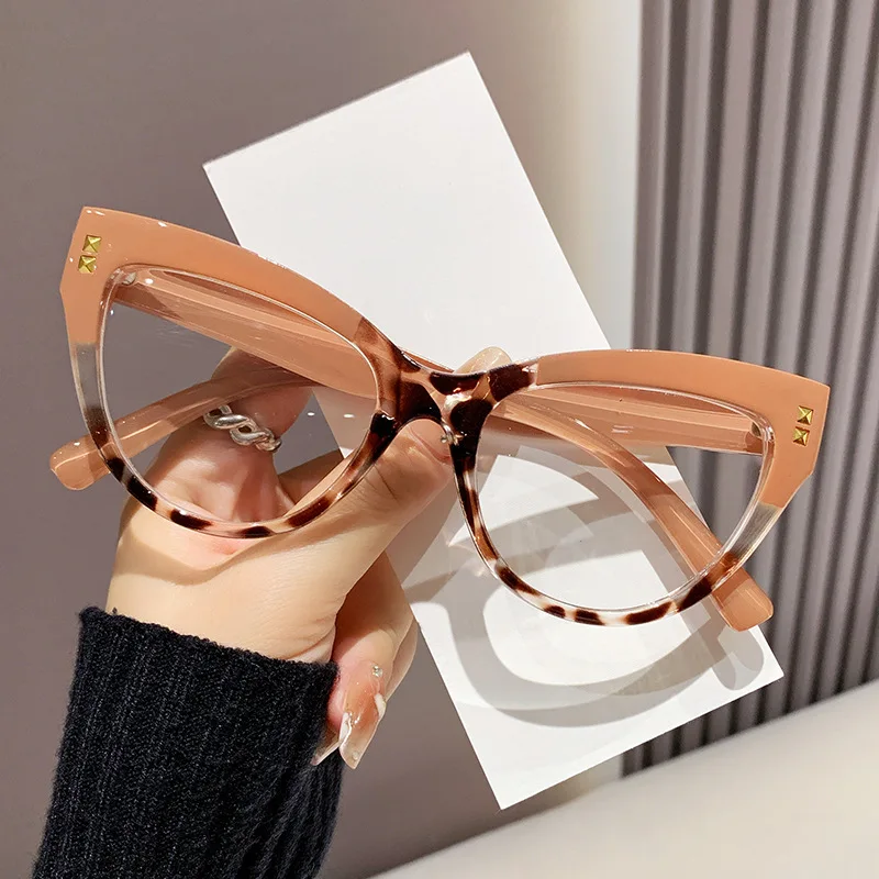 Fashionable Cat Eye Women Reading Glasses Trend Anti Blue Light High-Definition Correction Eyewear Men New Presbyopia Eyeglass
