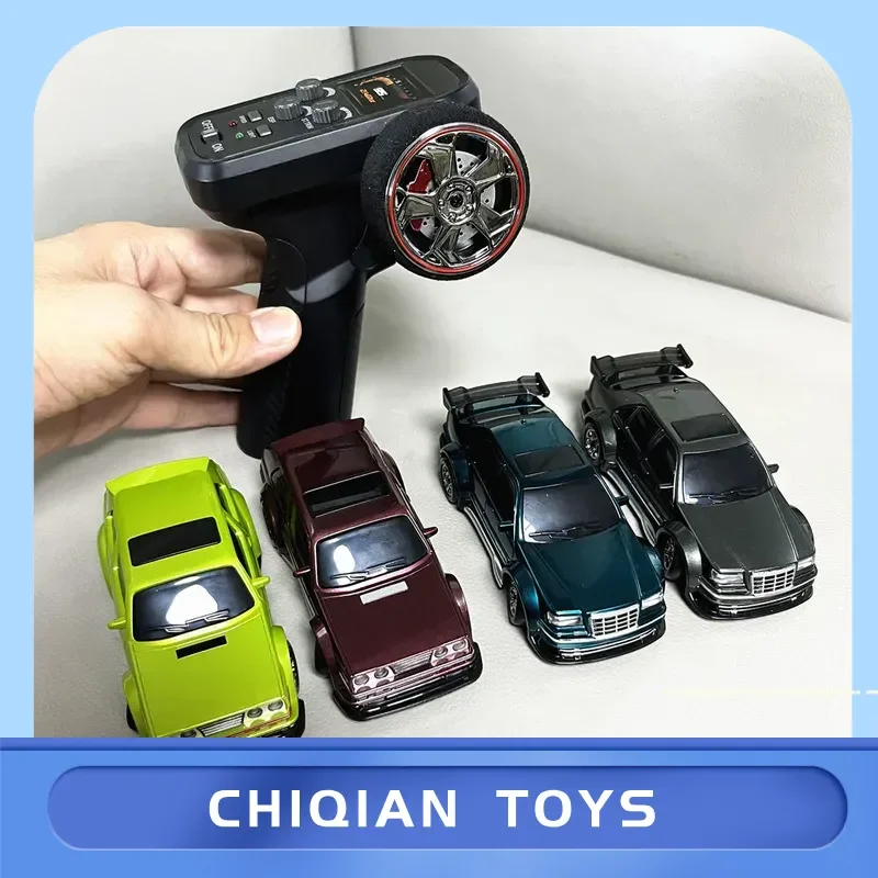 High-Speed RC Drift Car 1:43 Scale Four-Wheel Drive Gyroscope Equipped Fast Racing Toy Model for Kids Remote Control Car