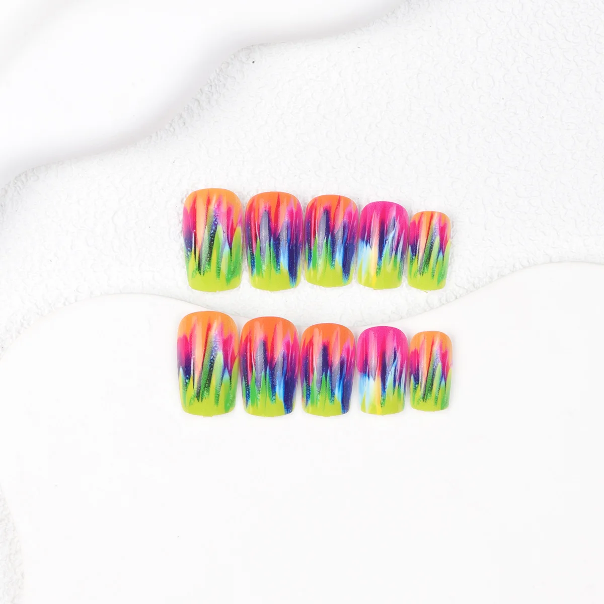 Confezione assortita di punte per unghie di colore sfumato quadrato di medie dimensioni da 24 pezzi per la decorazione di nail art