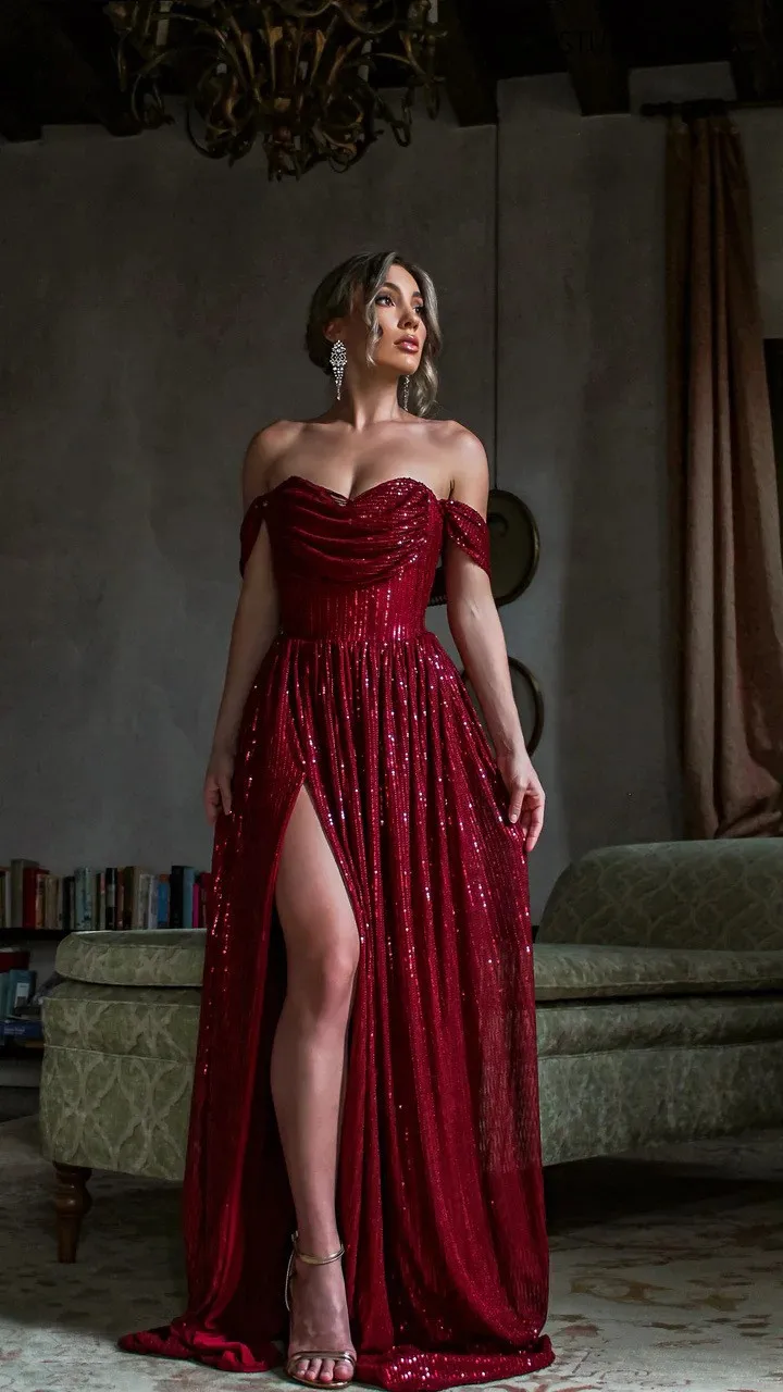 Sexy Sequin Evening Dress Women's Shapely Gown Strapless Long Dress Glittering Party Dress Suitable for Company Dinner And Pe...