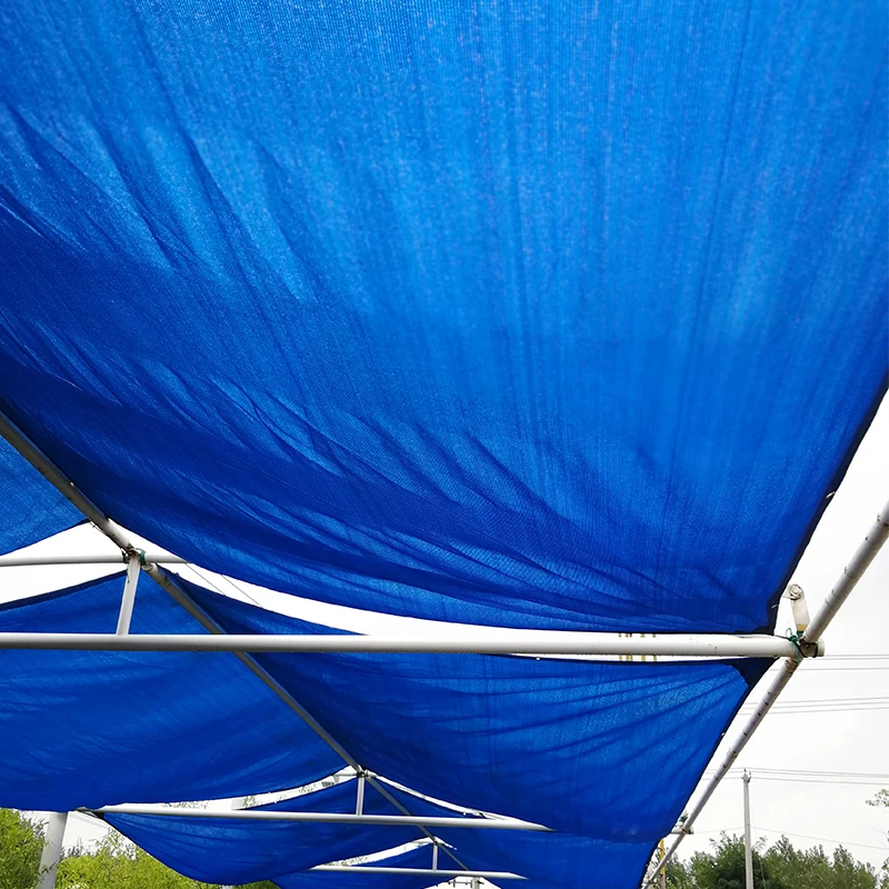 مظلة شمسية مستطيلة زرقاء من قم - مراجعة Sun Sail Shade وسعره