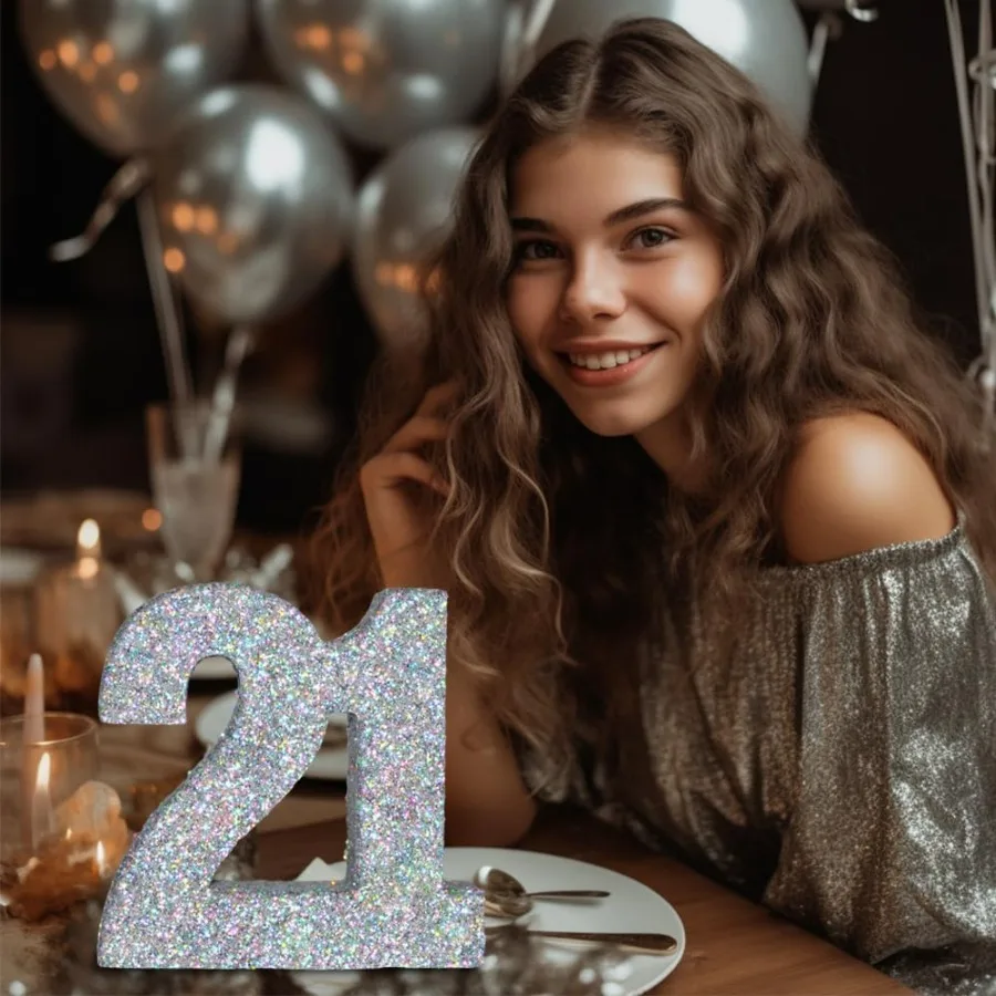 زينة عيد الميلاد الحادي والعشرون باللون الفضي اللامع رقم 21 قطعة مركزية لسطح الطاولة