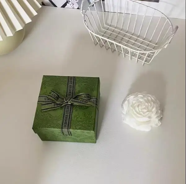 Scented candle with hand gift box peony  decoration birthday girl small gifts