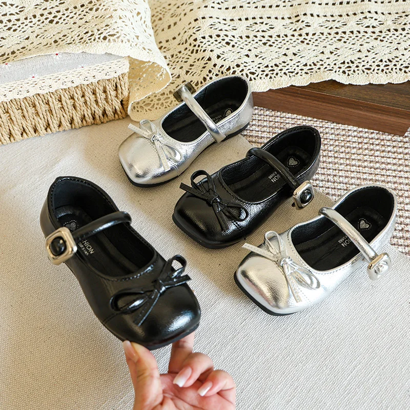

2026 New Girl Leather Shoes Square-toe Bowknot Children Flat Shoes for Wedding Party Princess Fashion Kids Dress Mary Jane Shoes